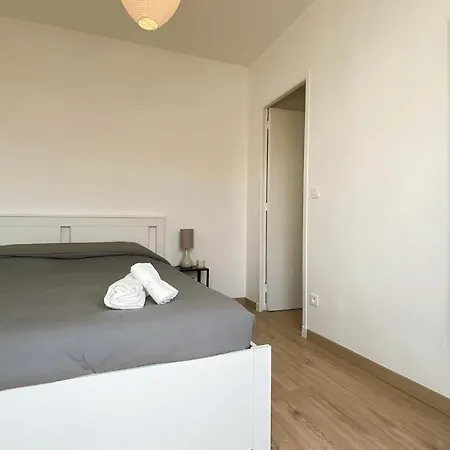 T2 Bricka La Terrasse De La Plage, Moderne, Equipe, Lumineux *